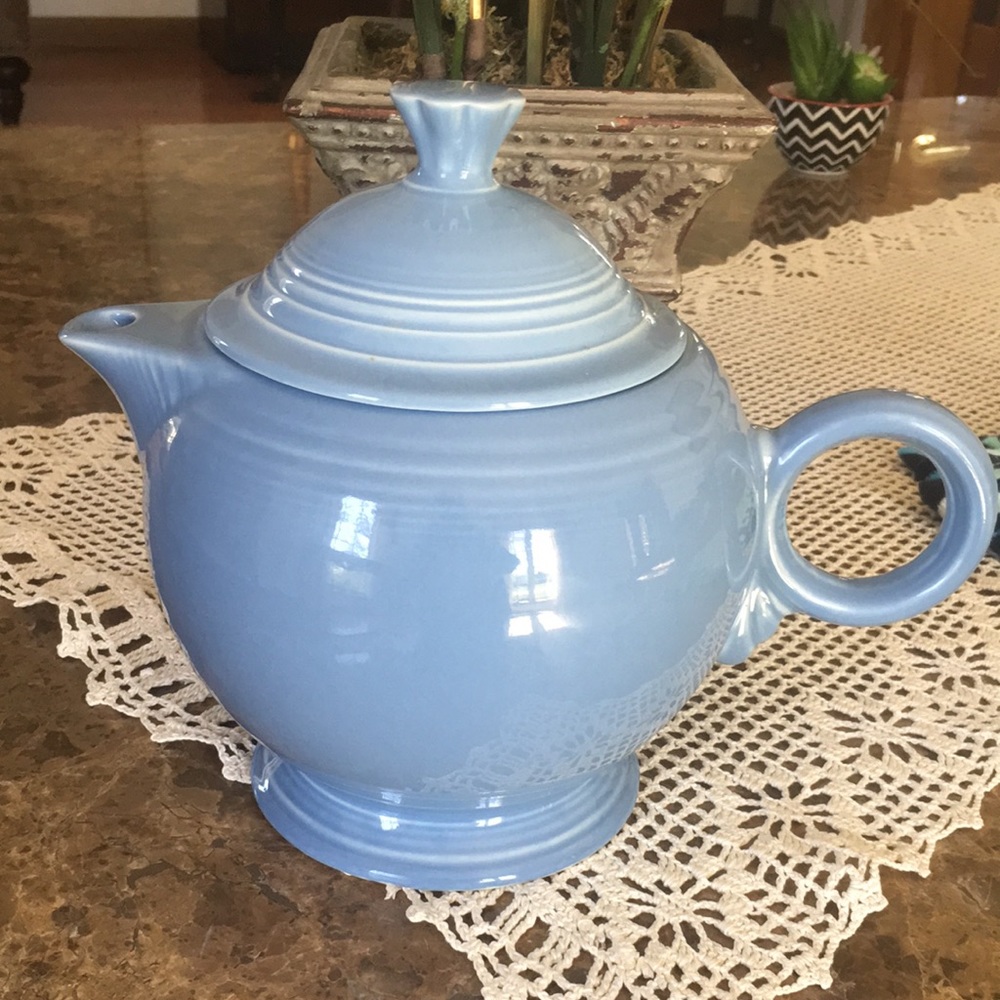 Fiesta Periwinkle Blue Teapot & Lid Large 44oz 5 Cup Art Deco Retired Color